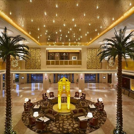 Sovereign Hotel Zhanjiang Eksteriør bilde