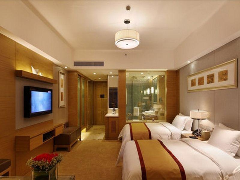 Sovereign Hotel Zhanjiang Eksteriør bilde