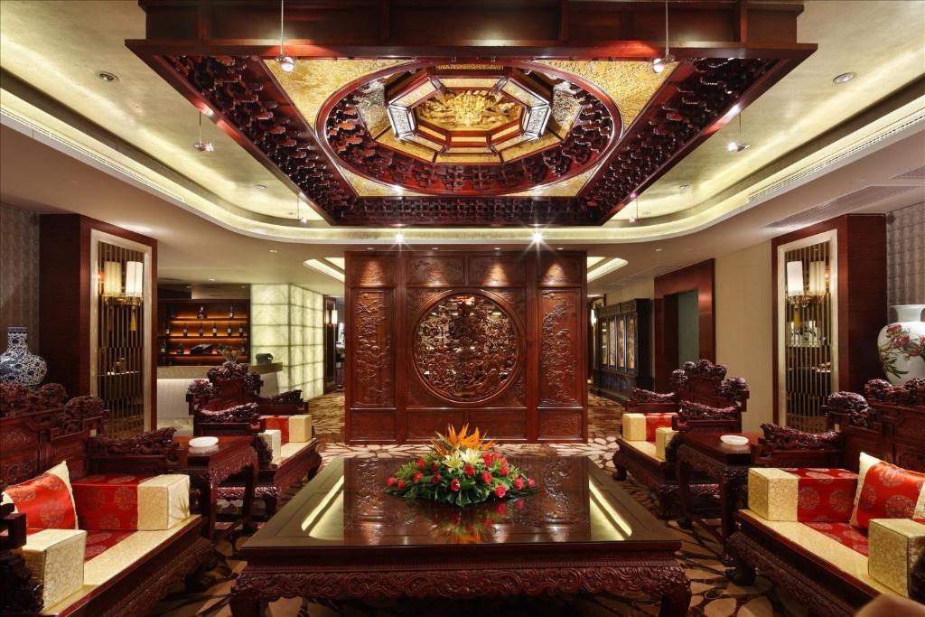 Sovereign Hotel Zhanjiang Eksteriør bilde