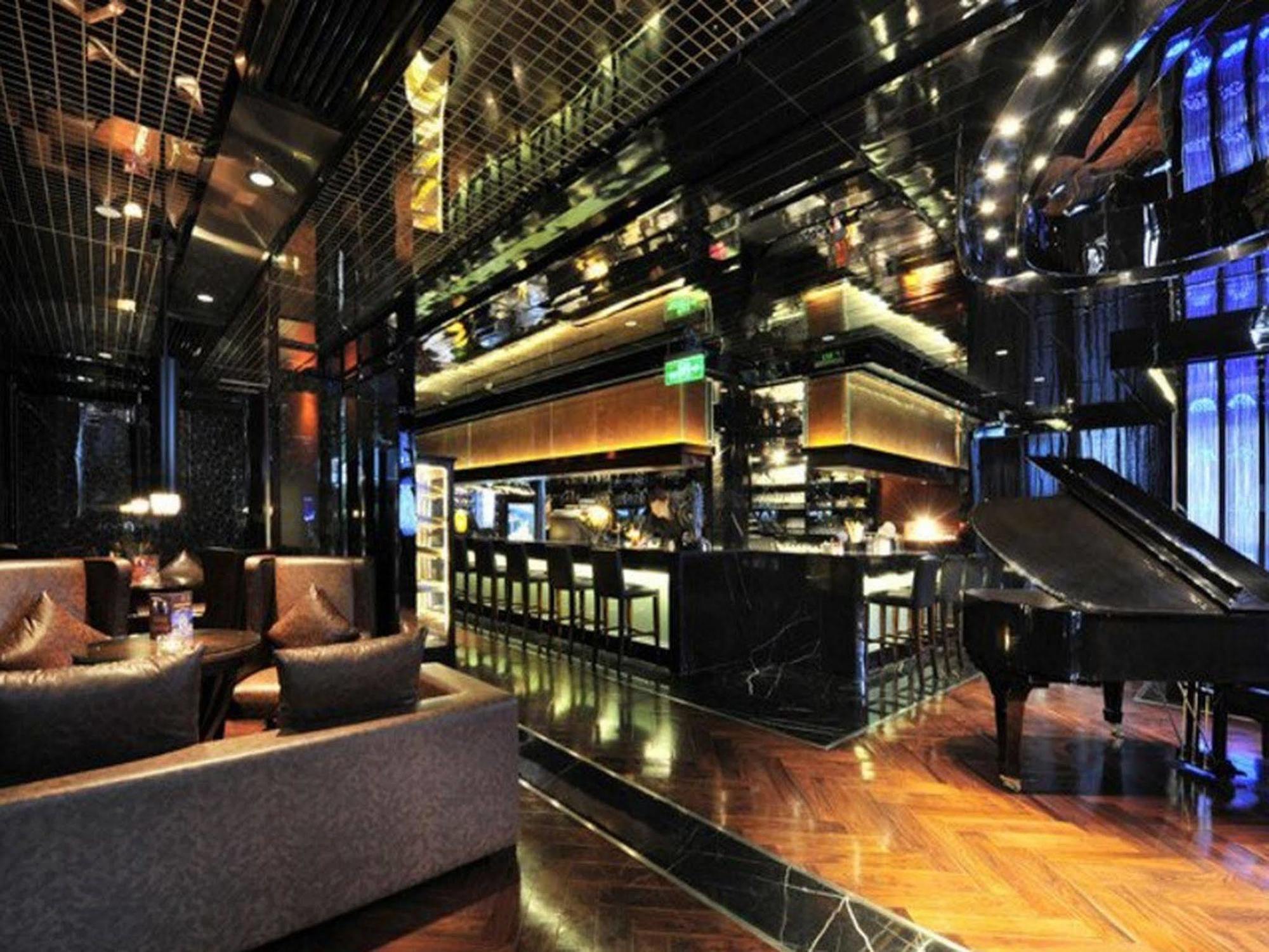 Sovereign Hotel Zhanjiang Eksteriør bilde